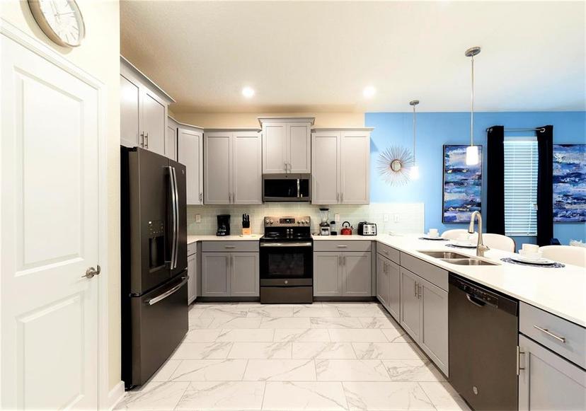 Picture of 8843 Interlocking Court, Davenport FL 33896