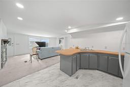 Picture of 16940 SE 101St Court Road, Summerfield, FL 34491