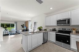 Picture of 3343 Private Oak Drive, Apopka, FL 32703