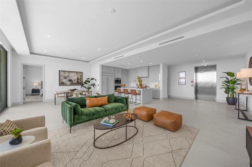 Picture of 1581 Gulf Of Mexico Drive Unit 407, Longboat Key FL 34228