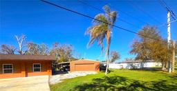 Picture of 301 Country Club Way, Venice, FL 34285