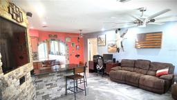 Picture of 301 Country Club Way, Venice, FL 34285