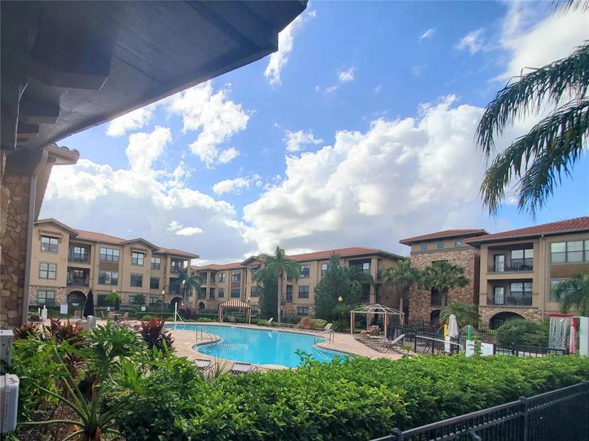 Picture of 910 Charo Parkway Unit 332, Davenport FL 33897