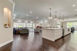 Picture of 2420 Kent Place, Clearwater, FL 33764