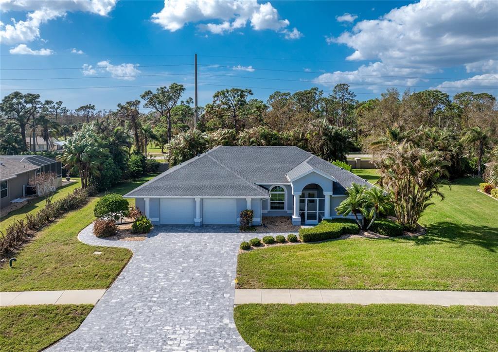 Picture of 110 Abercrombie Avenue, Englewood, FL 34223