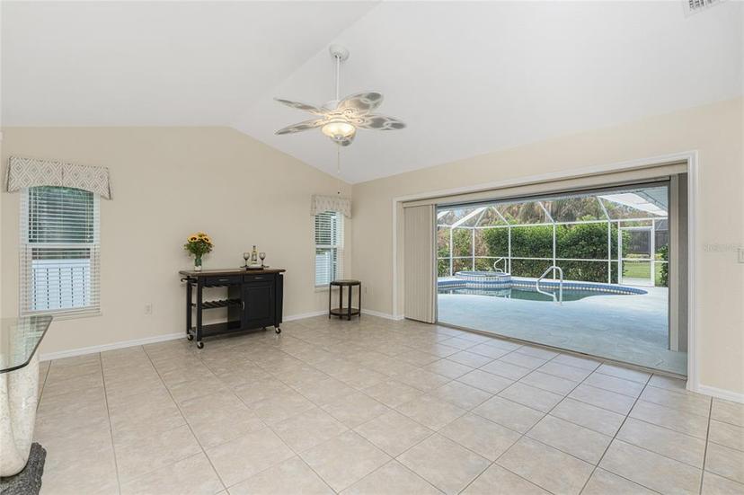 Picture of 110 Abercrombie Avenue, Englewood FL 34223