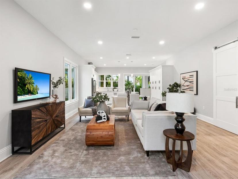Picture of 2415 Floyd Street, Sarasota FL 34239