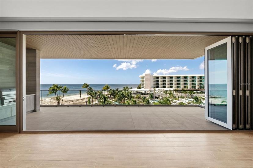 Picture of 1561 Gulf Of Mexico Drive Unit 403, Longboat Key FL 34228
