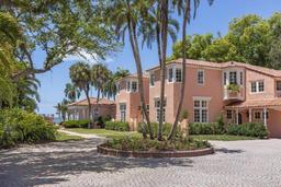 Picture of 4511 Bay Shore Road, Sarasota, FL 34234