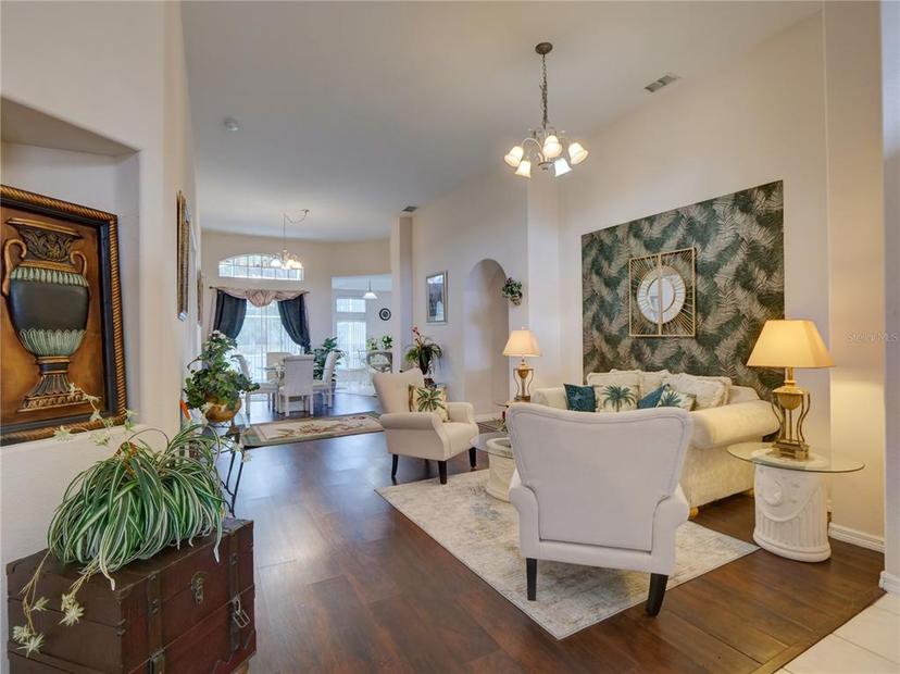 Picture of 1102 Golf Course Parkway, Davenport FL 33837
