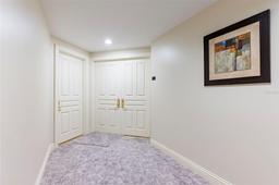 Picture of 3507 Bayshore Boulevard Unit 1003, Tampa, FL 33629