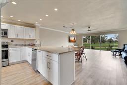 Picture of 3660 Ironwood Circle Unit 101M, Bradenton, FL 34209
