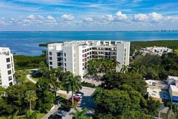 Picture of 1930 Harbourside Drive Unit 145, Longboat Key, FL 34228
