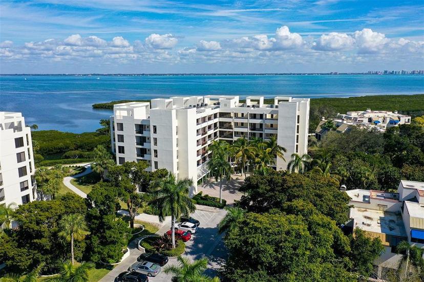 Picture of 1930 Harbourside Drive Unit 145, Longboat Key FL 34228