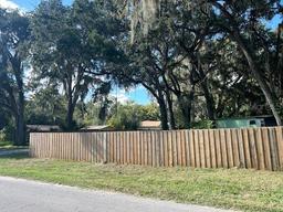 Picture of 2378 Cr 412, Lake Panasoffkee, FL 33538