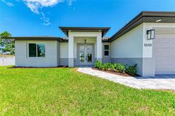 Picture of 1010 Acadia Road, Venice, FL 34293