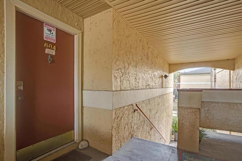 Picture of 604 Kenwick Circle Unit 202, Casselberry FL 32707
