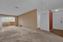 Picture of 604 Kenwick Circle Unit 202, Casselberry, FL 32707