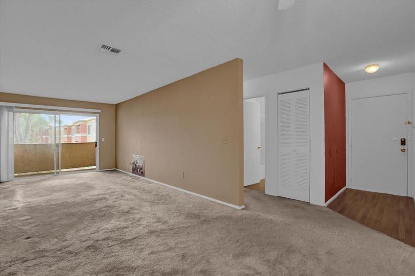 Picture of 604 Kenwick Circle Unit 202, Casselberry FL 32707