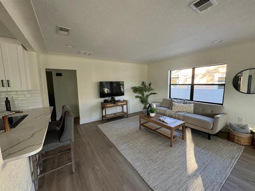 Picture of 321 42Nd Avenue S, St Petersburg FL 33705