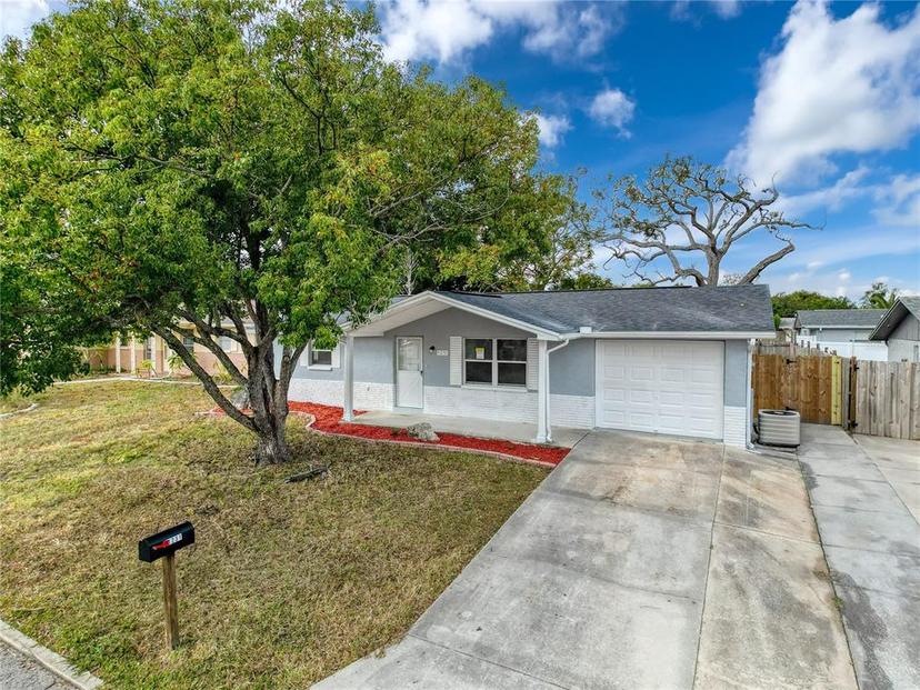 Picture of 11231 Snyder Avenue, Port Richey FL 34668
