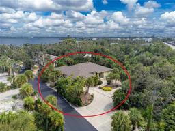 Picture of 3075 Bay Oaks Circle, Englewood, FL 34223
