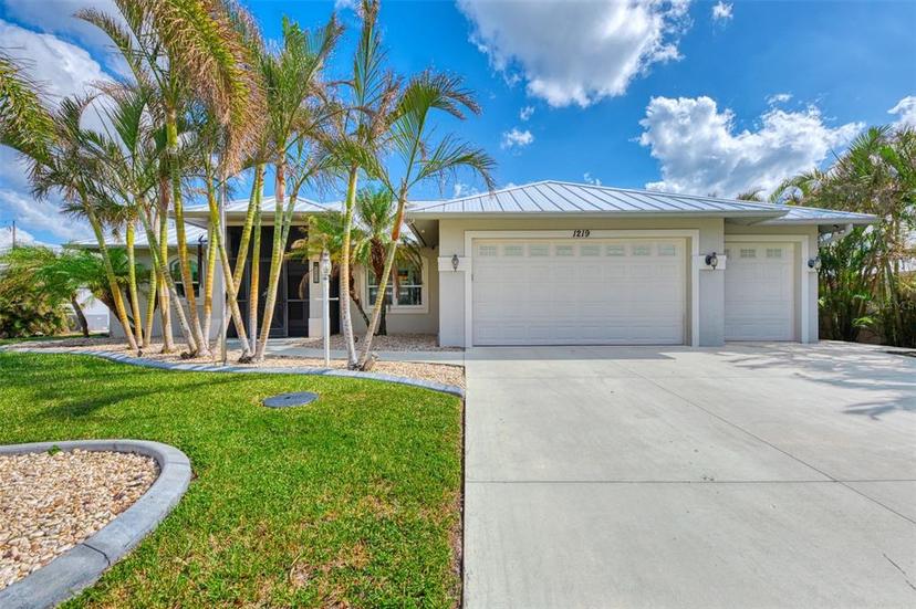 Picture of 1219 Nantucket Road, Venice FL 34293