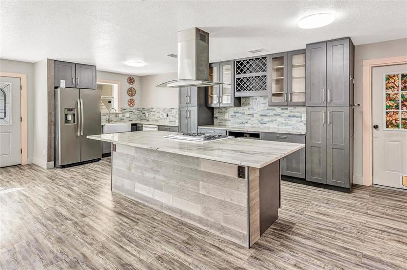 Picture of 6749 Snow White Drive, Jacksonville FL 32210