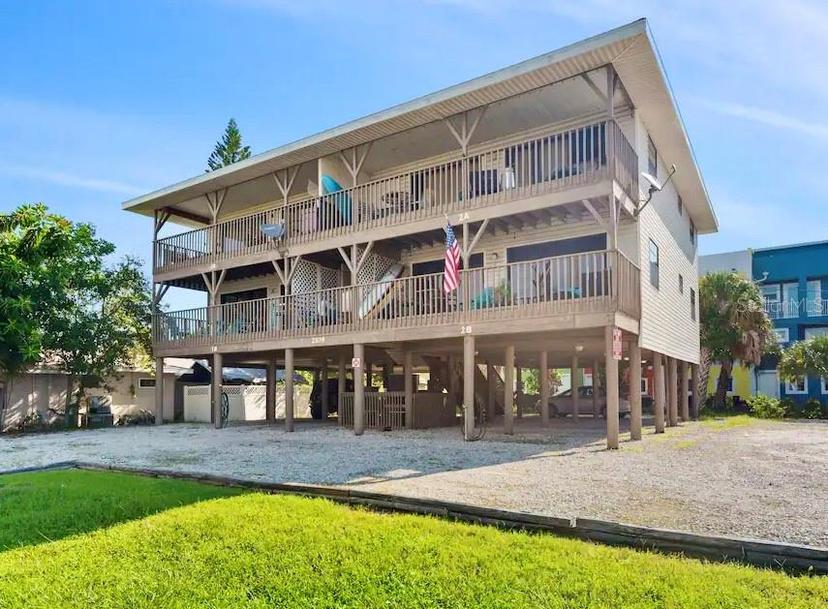 Picture of 2109 Gulf Boulevard Unit 1B, Indian Rocks Beach FL 33785