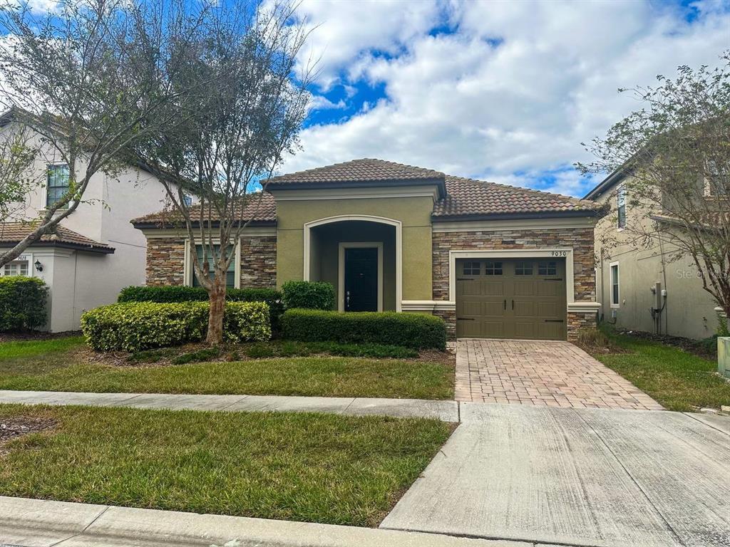 Picture of 9030 Shadow Mountain Street, Davenport, FL 33896