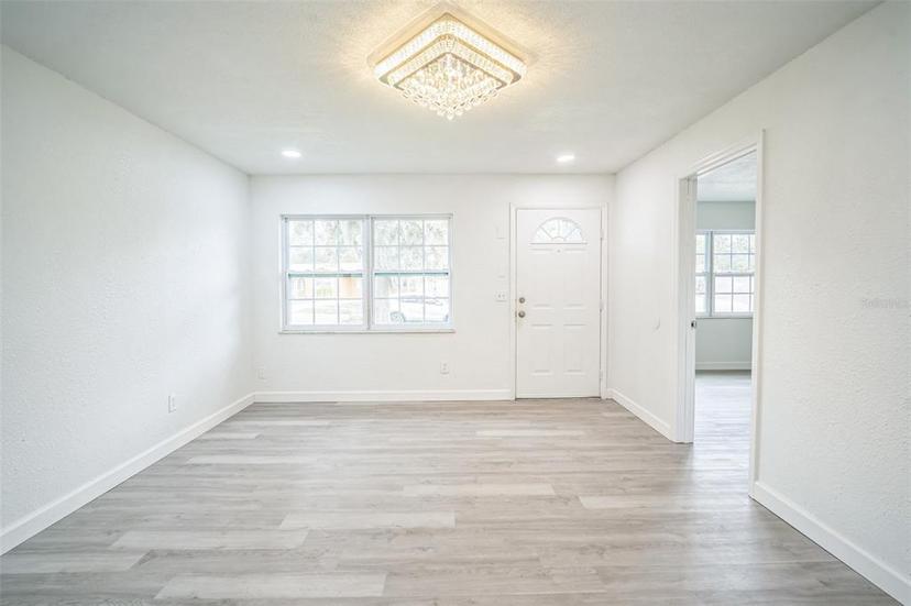 Picture of 1611 Cedar Drive, Plant City FL 33563