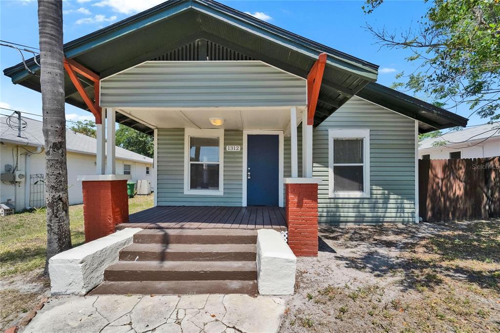 Picture of 1312 E Louise Avenue, Tampa, FL 33603