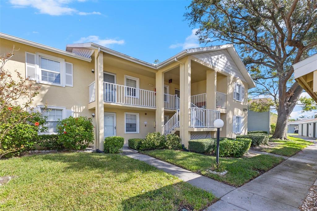 Picture of 1408 Millstream Lane Unit 206, Dunedin, FL 34698