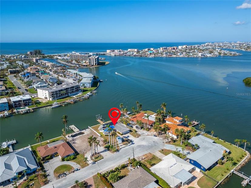 Picture of 12520 4Th Street E, Treasure Island FL 33706