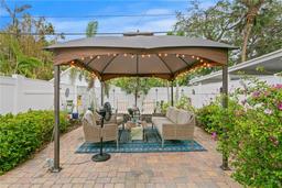 Picture of 860 25Th Avenue N, St Petersburg, FL 33704
