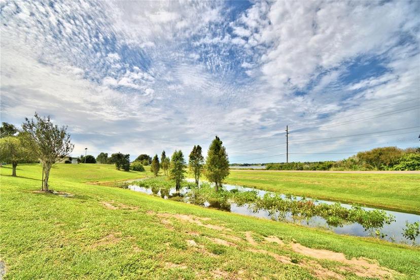 Picture of 384 Winter Ridge Boulevard, Winter Haven FL 33881