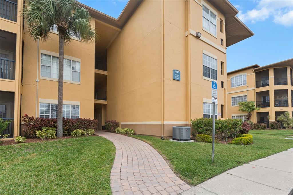 Picture of 4305 Bayside Village Drive Unit 104, Tampa, FL 33615