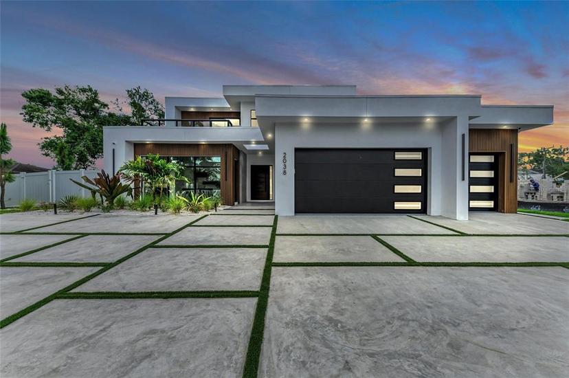 Picture of 2038 Datura Street, Sarasota FL 34239