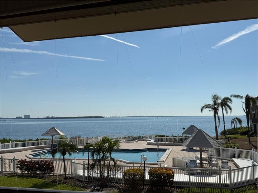 Picture of 6268 Palma Del Mar Blvd S Unit 215, St Petersburg FL 33715
