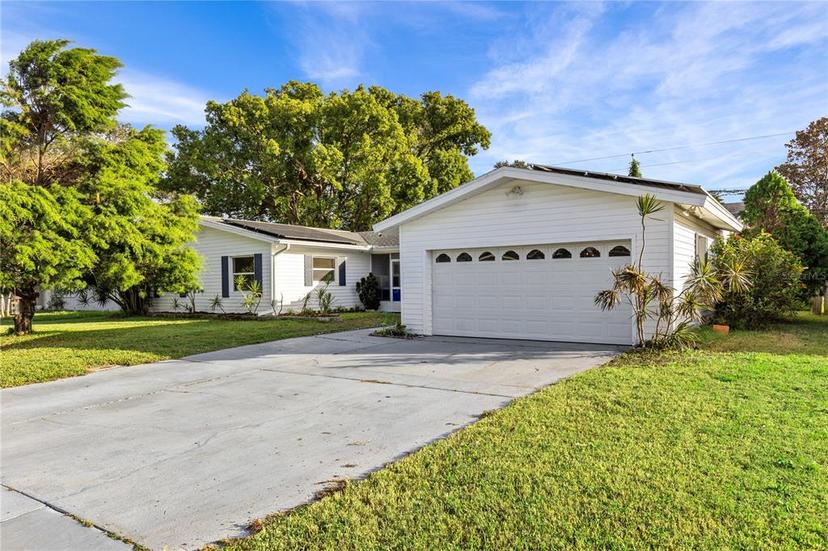 Picture of 2516 Roberta Street, Largo FL 33771