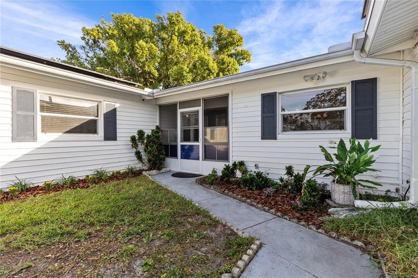 Picture of 2516 Roberta Street, Largo FL 33771