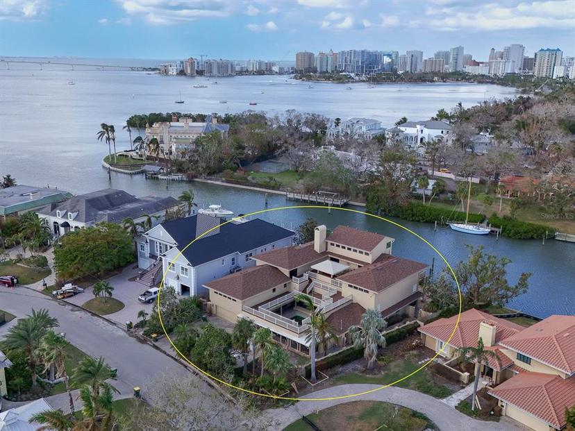 Picture of 1348 Harbor Drive, Sarasota FL 34239