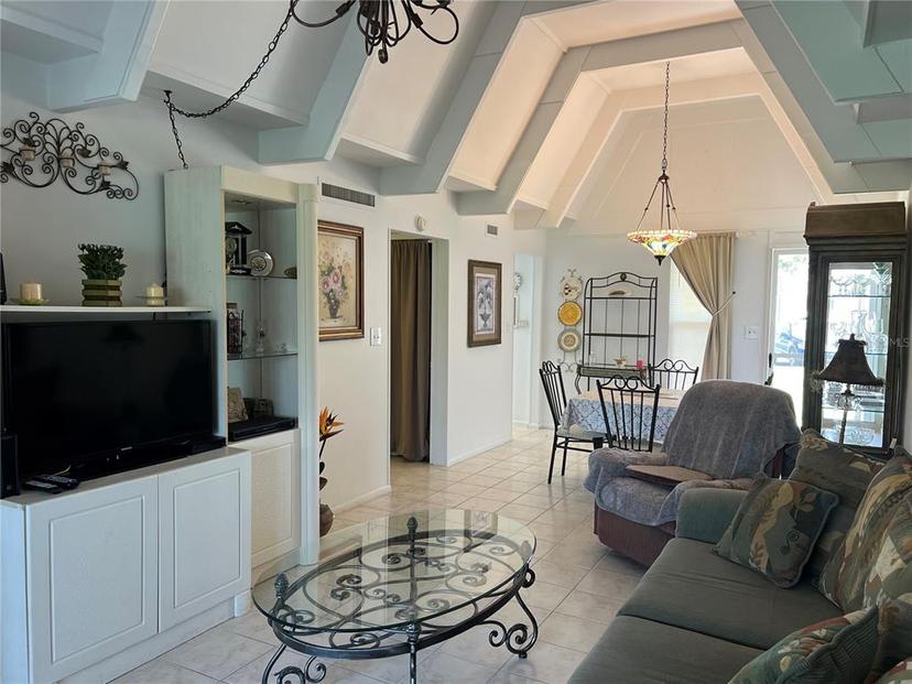 Picture of 1911 Club Circle, Lake Wales FL 33898