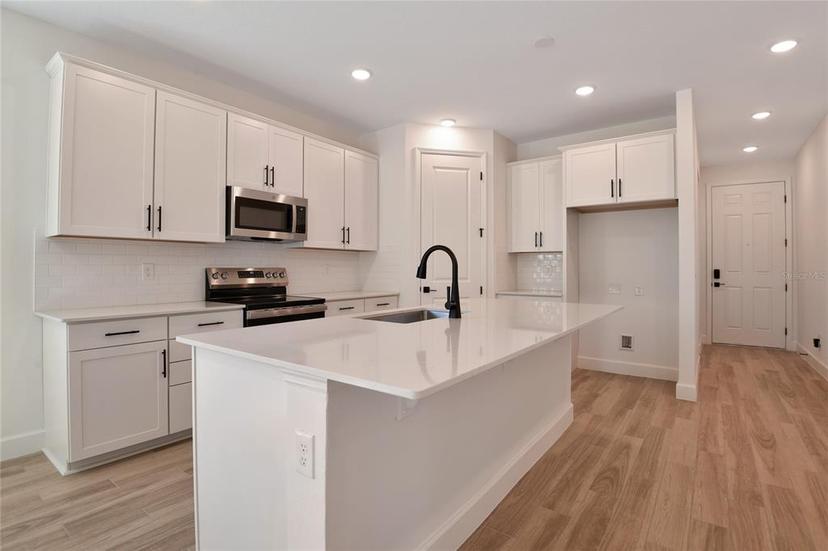 Picture of 4064 Bannock Avenue, Tavares FL 32778