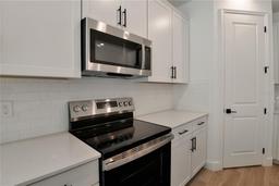 Picture of 4064 Bannock Avenue, Tavares, FL 32778