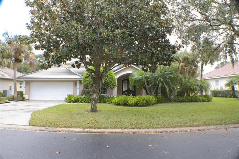 Picture of 108 Lake Region Boulevard N, Winter Haven FL 33881