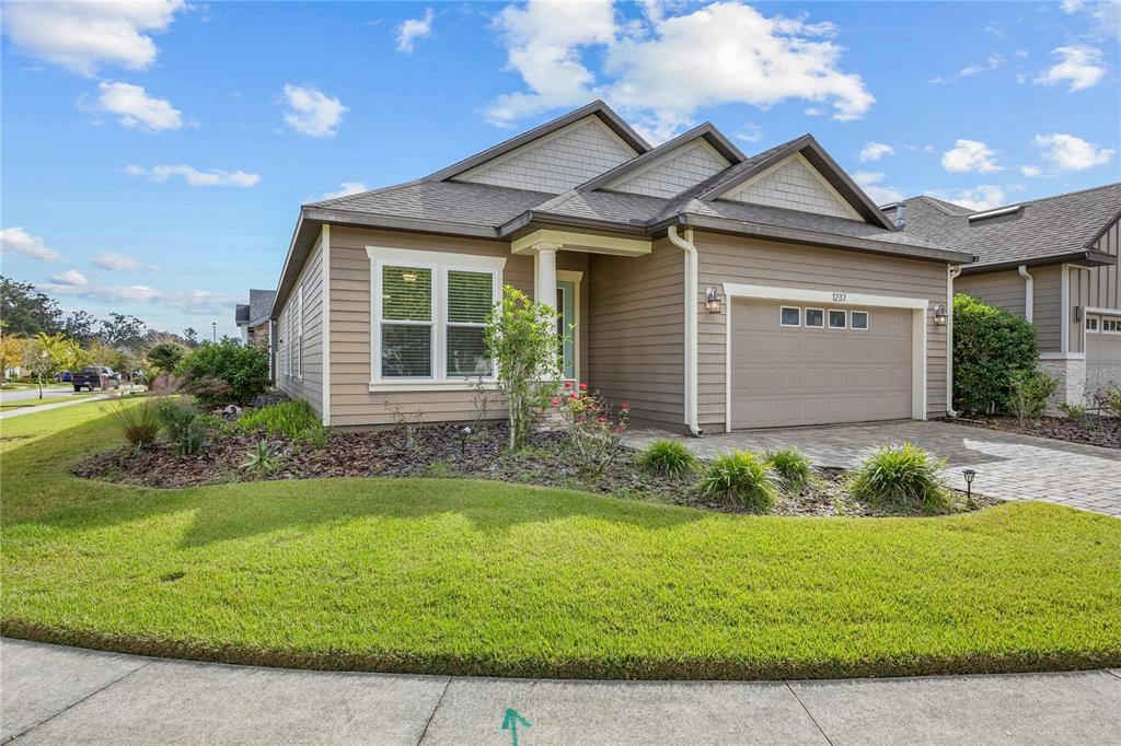 Picture of 1237 NW 137Th Way, Newberry, FL 32669