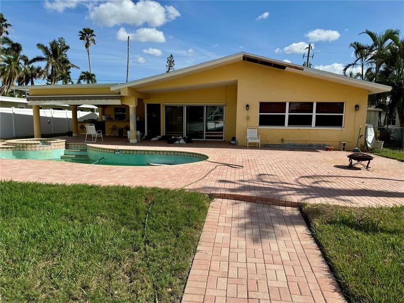 Picture of 15918 Redington Drive, Redington Beach FL 33708