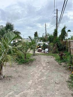 Picture of 4340 Lagg Avenue, Fort Myers, FL 33901
