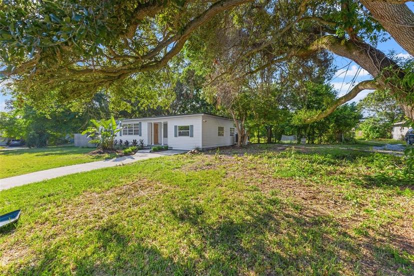 Picture of 205 7Th Avenue Sw, Largo FL 33770